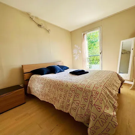 6 A La Maison! De Paris A * Champs-Sur-Marne